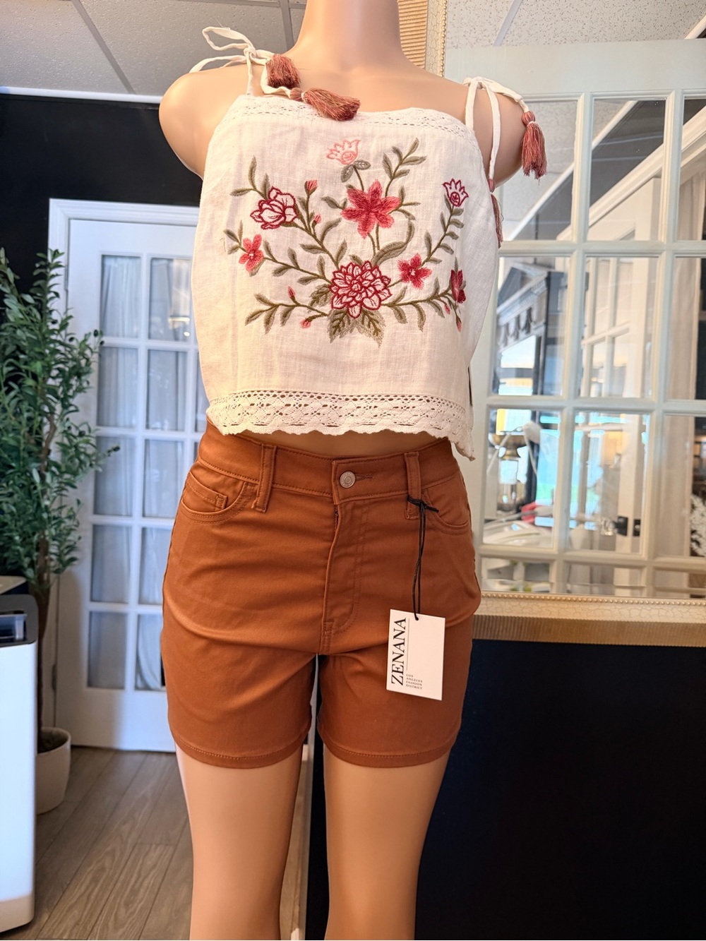 Zenana Outfitters Rust Brown High-Rise Stretch Shorts